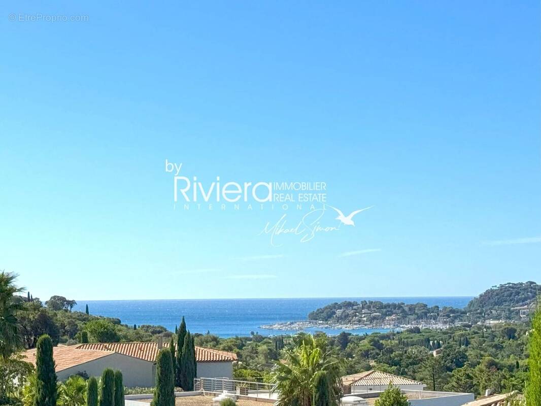 Propriété 300m2 - Piscine - Vue mer - photo 2
