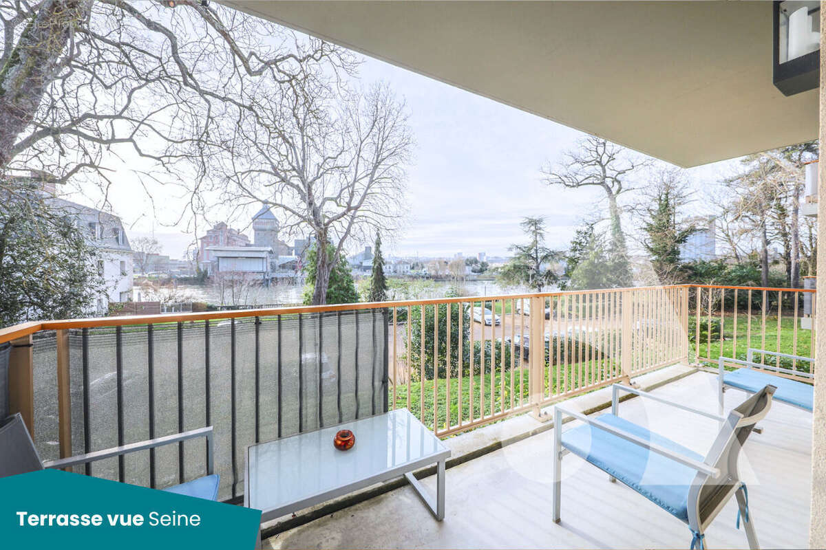 Appartement à CORBEIL-ESSONNES