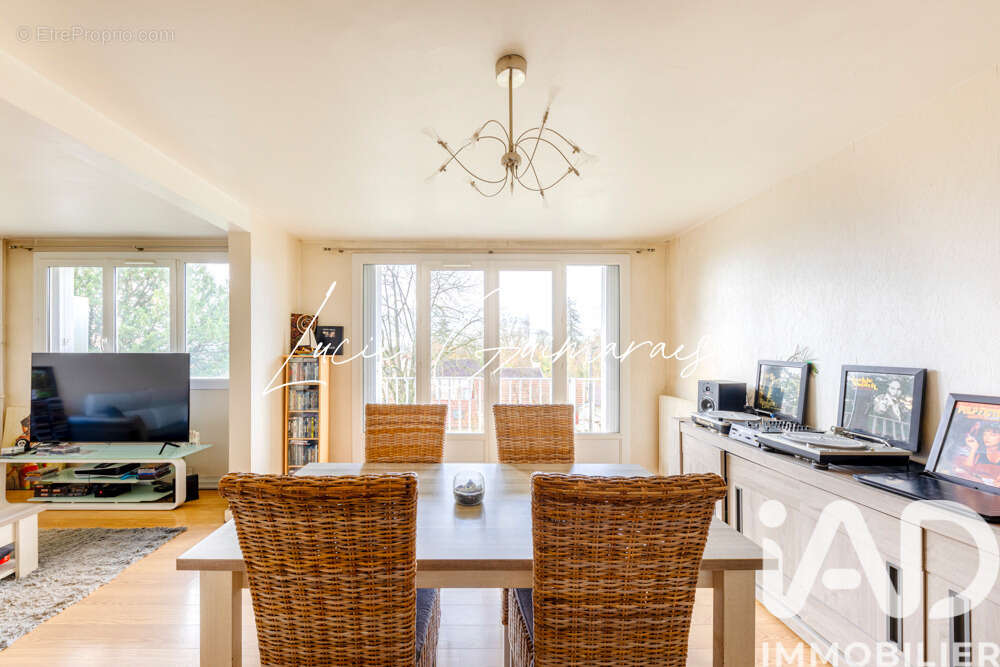 Photo 7 - Appartement à TAVERNY