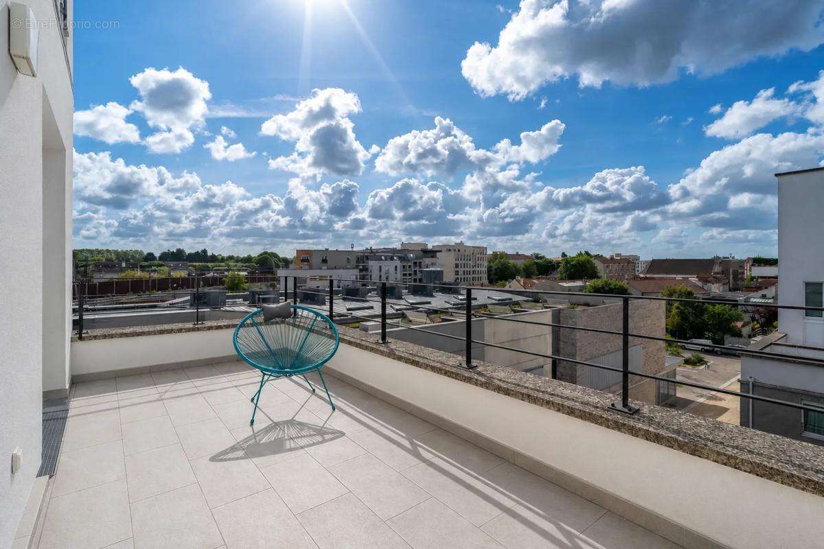 Appartement à STAINS
