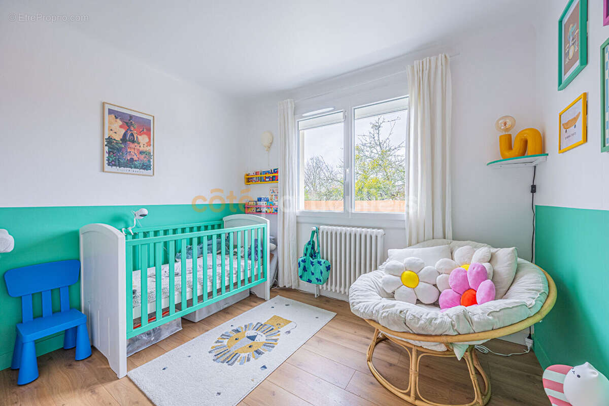 Maison à BOUGUENAIS