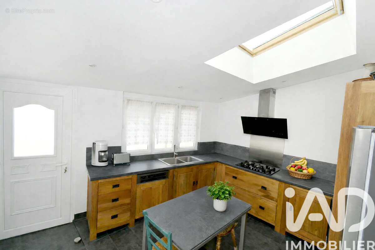 Photo 4 - Maison à RIS-ORANGIS