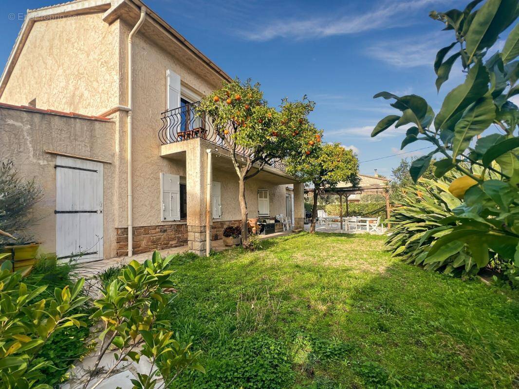 Maison à FREJUS