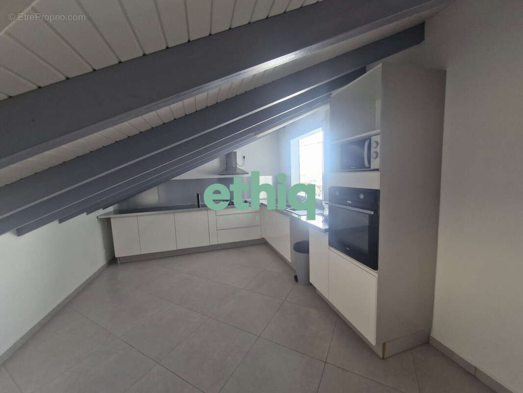 Maison 160 m² à Saint-Francois  - photo 7