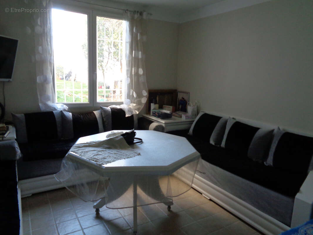 *TERRAIN 400 M2  pour faire deux immeubles 1600 m2 minimum. - photo 7
