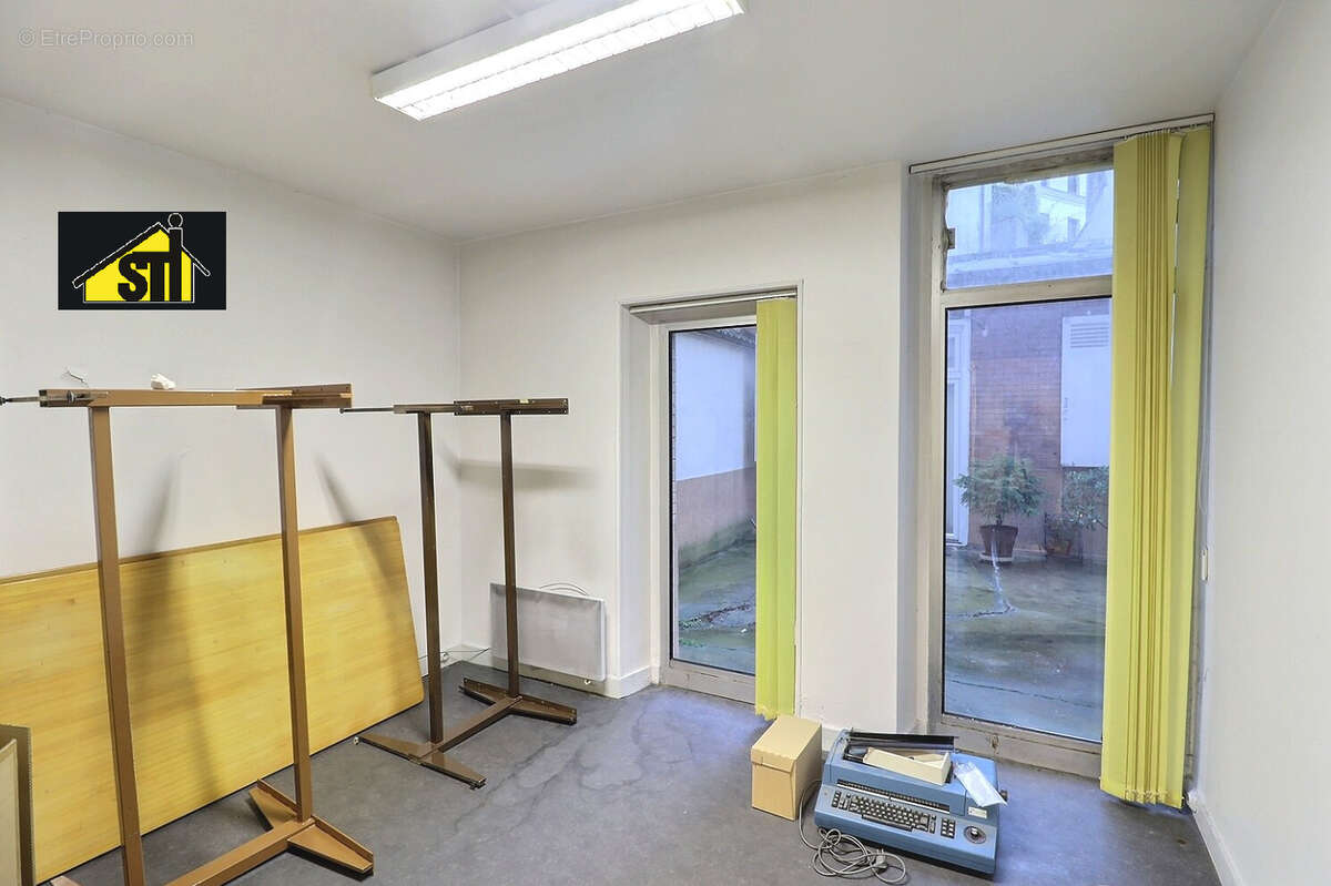 Commerce à PARIS-14E