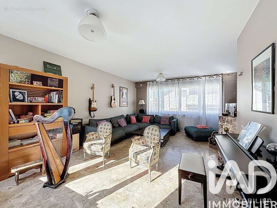 Photo 2 - Maison à HOUILLES