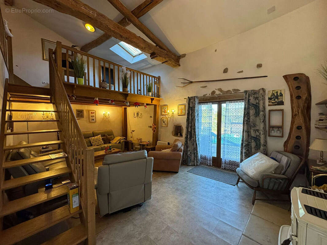 Maison à VILLEFAVARD