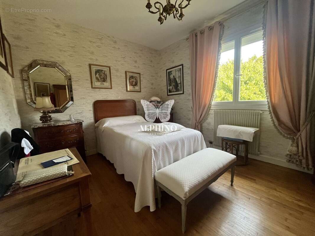 Maison à SAINT-JUNIEN