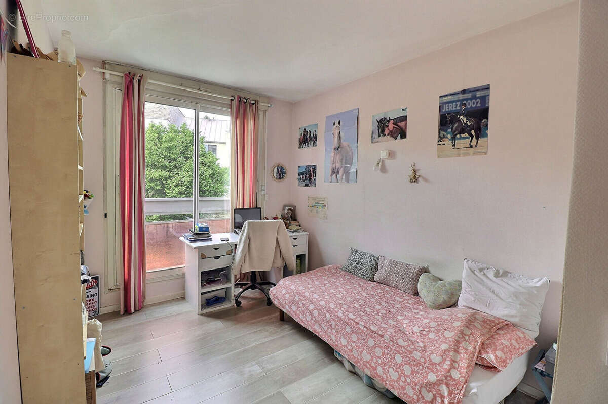 Appartement à MAREIL-MARLY