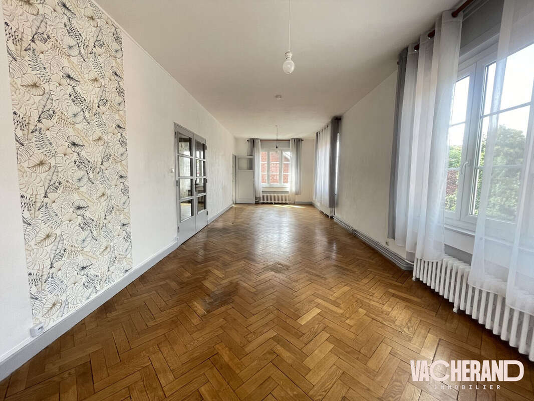 Appartement 107 m² à Lille  - photo 4