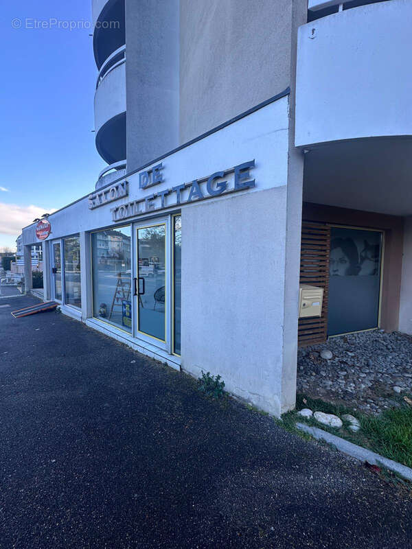 Fonds de Commerce d'un salon de coiffure - photo 12