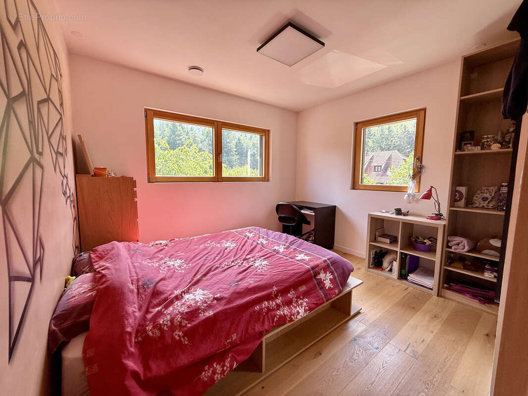 Maison à NEUVE-EGLISE