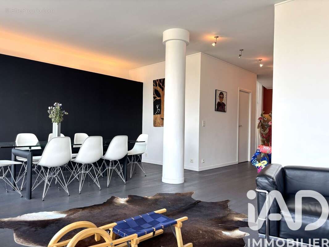 Photo 3 - Appartement à PARIS-16E