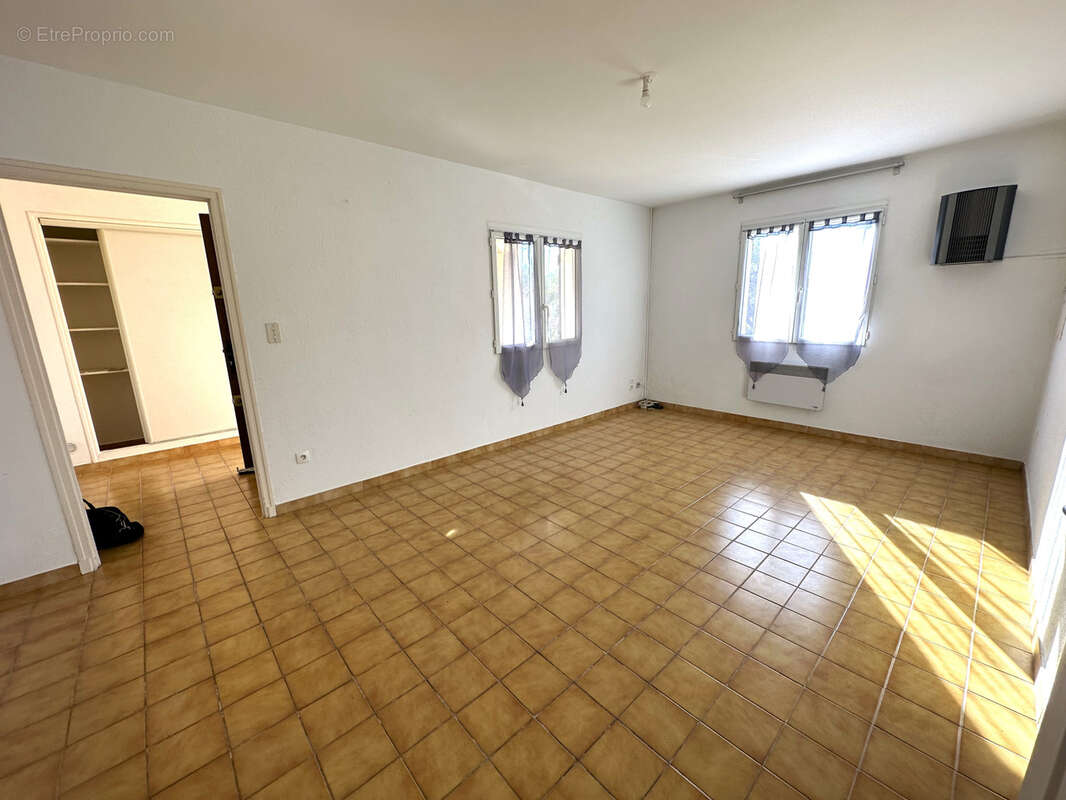 Maison à LA CADIERE-D&#039;AZUR