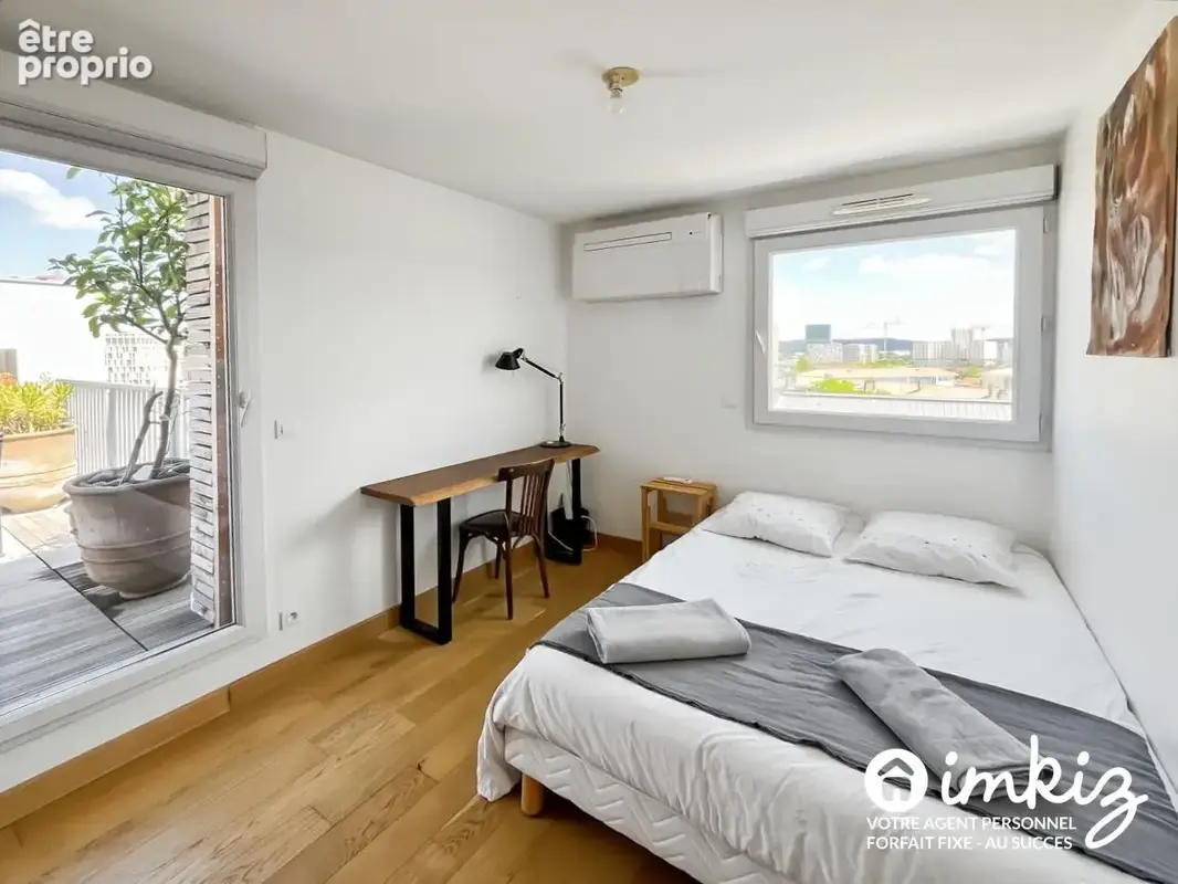 Appartement 135 m2 secteur gare Saint Jean - photo 9