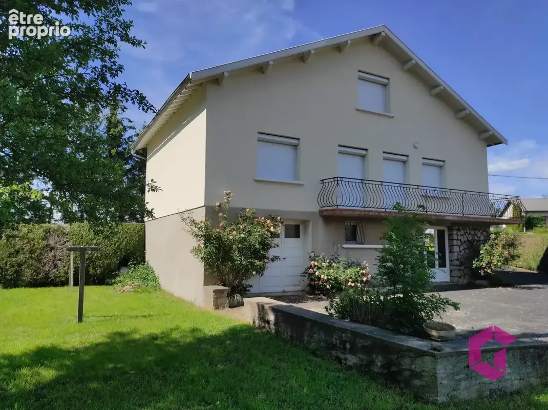 Maison traditionnelle sur sous-sol - photo 1