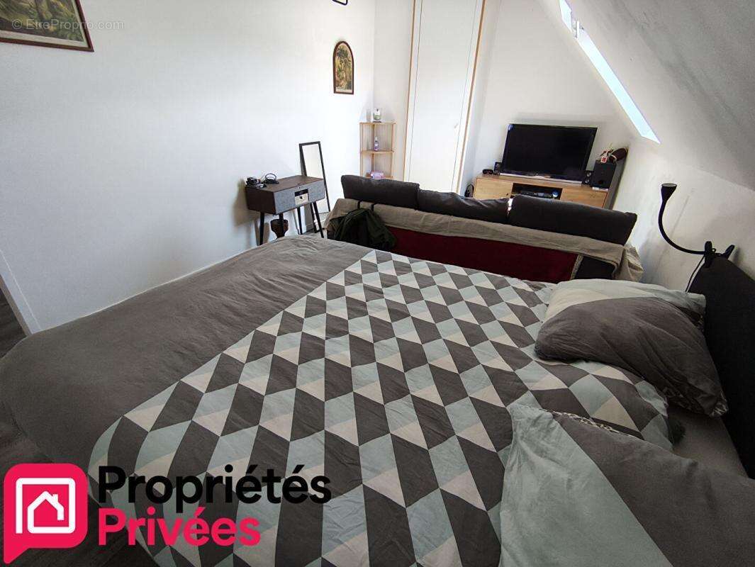 Maison à PIERRES