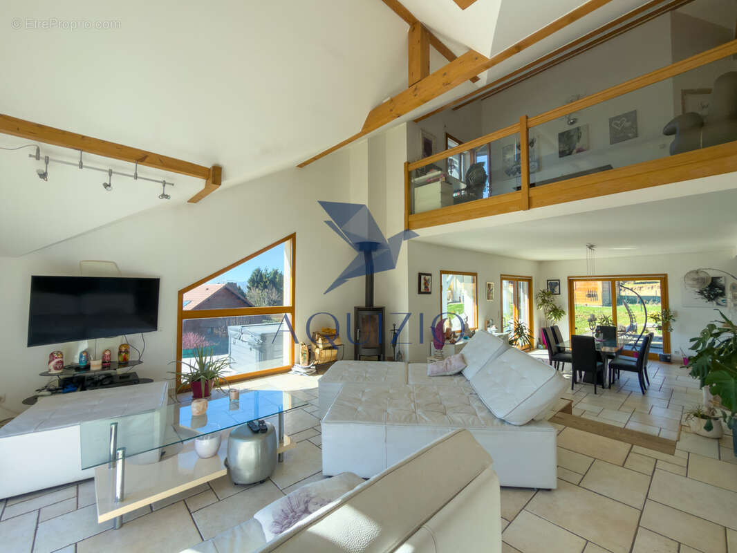 Maison à VIUZ-EN-SALLAZ