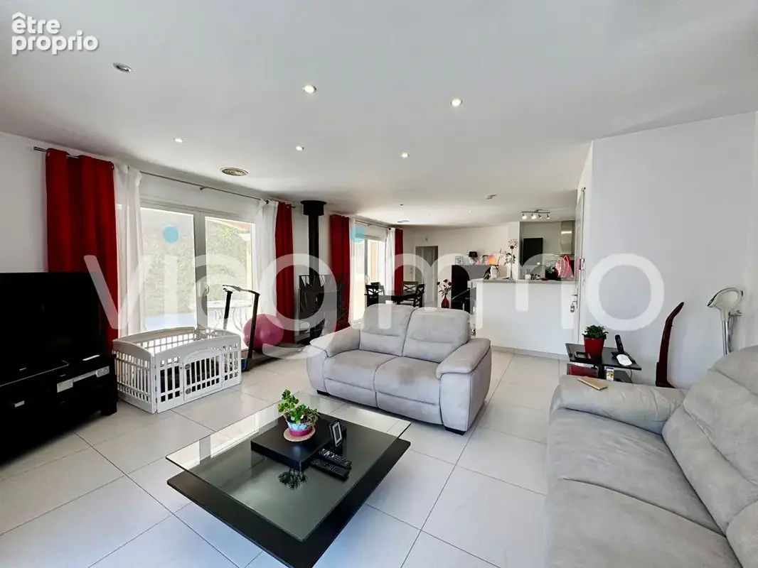Villa La Seyne Sur Mer 4 pièce(s) 100 m2 - photo 8