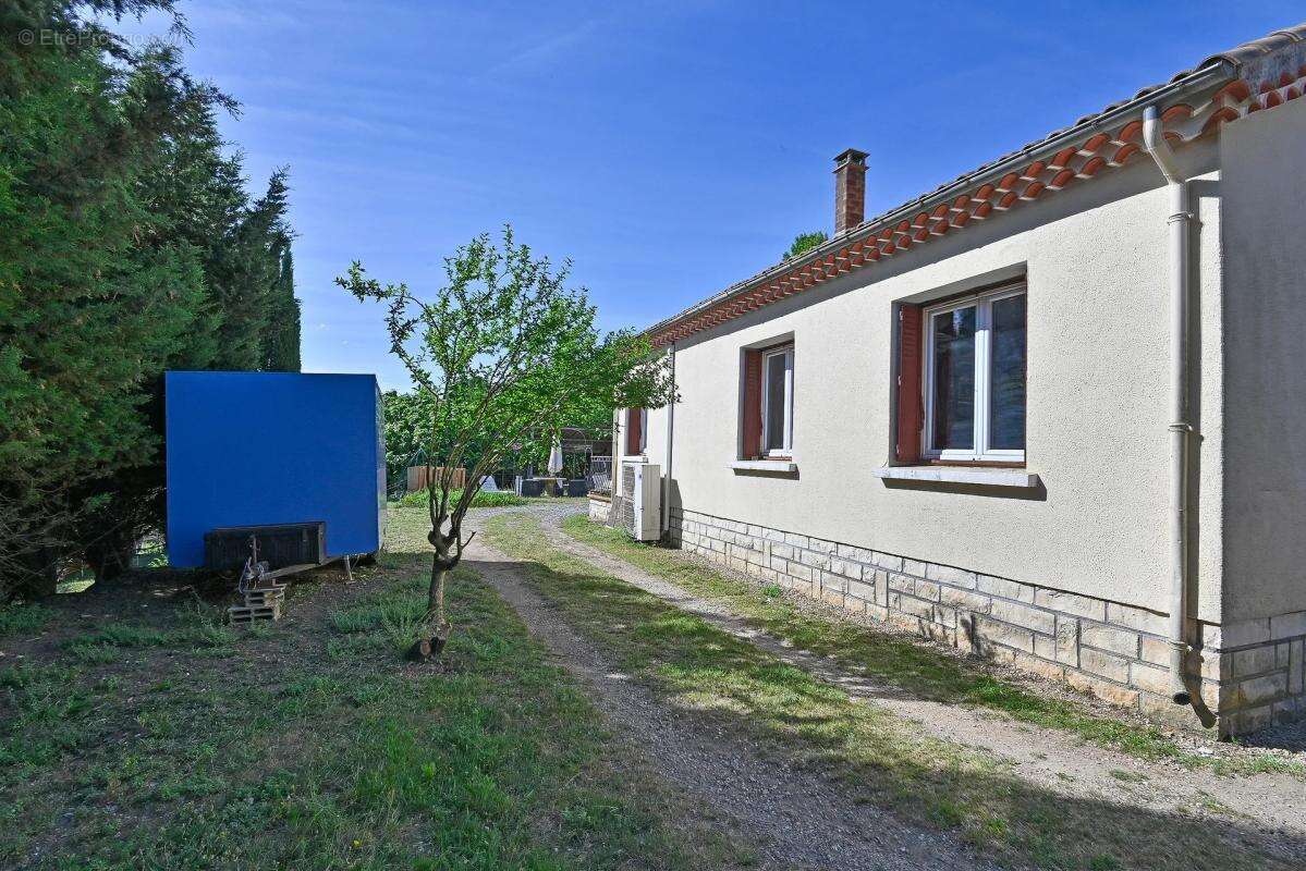 Maison de plain-pied à Alès + terrain  – Secteur Saint-Raby - photo 10