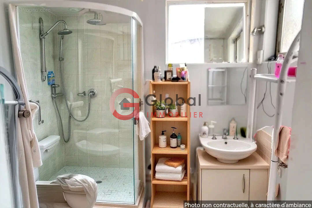 Maison à SAINT-GERVAIS-D'AUVERGNE