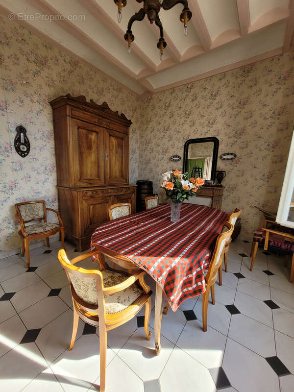 Maison à SABLE-SUR-SARTHE