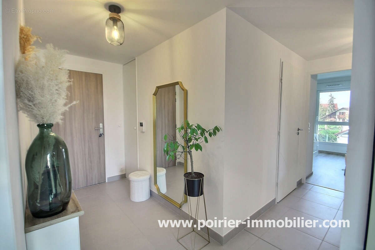 Appartement T3 neuf avec vue imprenable - photo 3