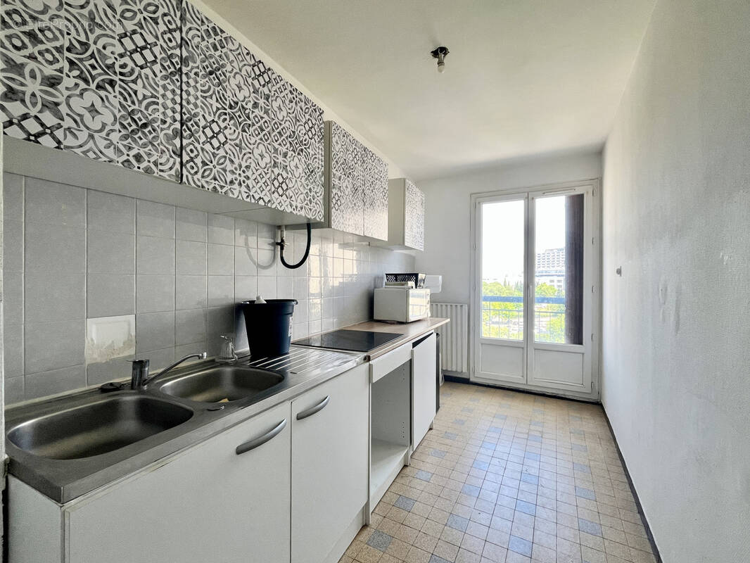 Appartement à MARSEILLE-10E