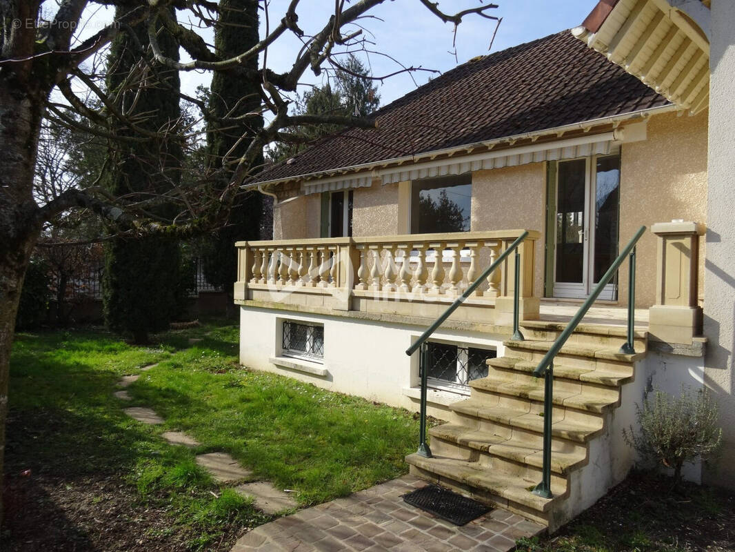 Maison à MIGENNES