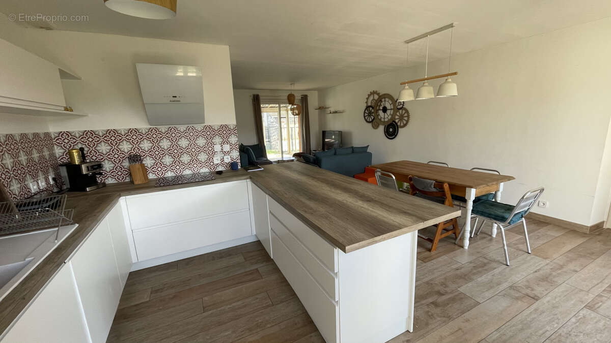 Maison à PONT-DE-L&#039;ISERE