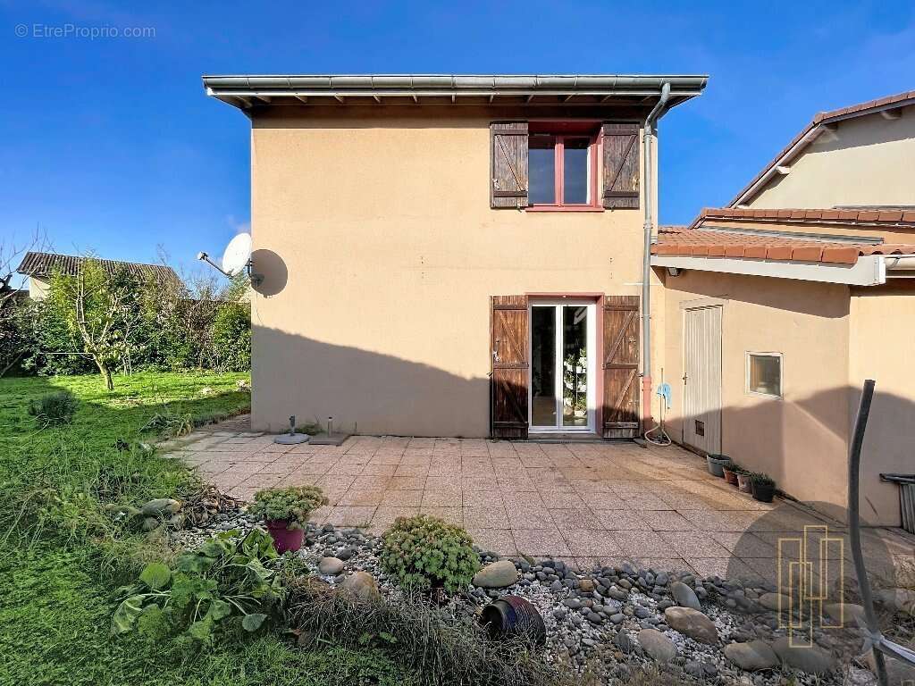 Maison à VILLEFRANCHE-SUR-SAONE