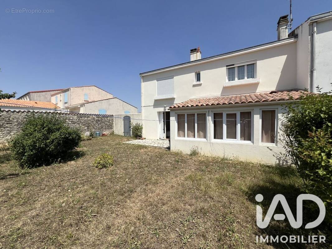 Photo 1 - Maison à PUILBOREAU
