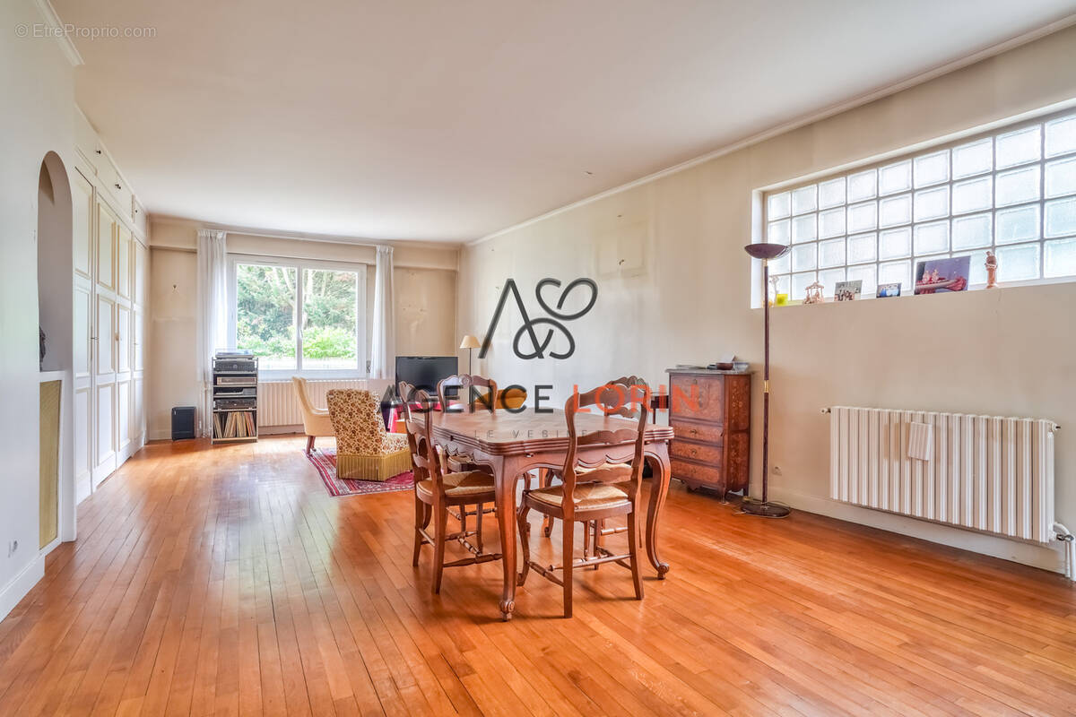 Appartement à LE VESINET