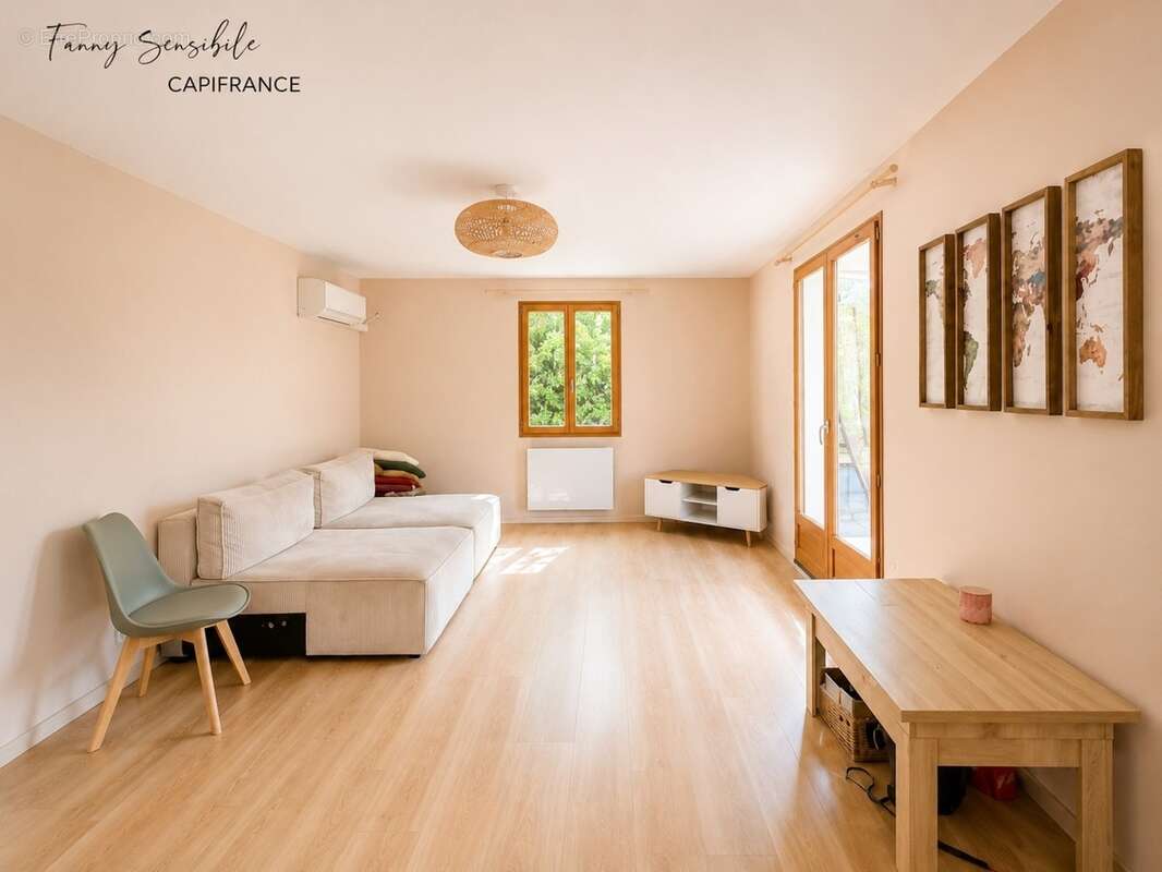 TRETS – Maison individuelle de plain-pied avec jardin, véranda et garage à pied du centre-ville - photo 4