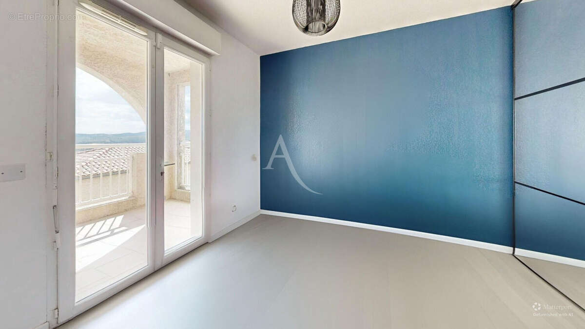 Maison-Appartement de 105m² avec vue incroyable - GARAGE + DOUBLE TERRASSE ! - photo 7