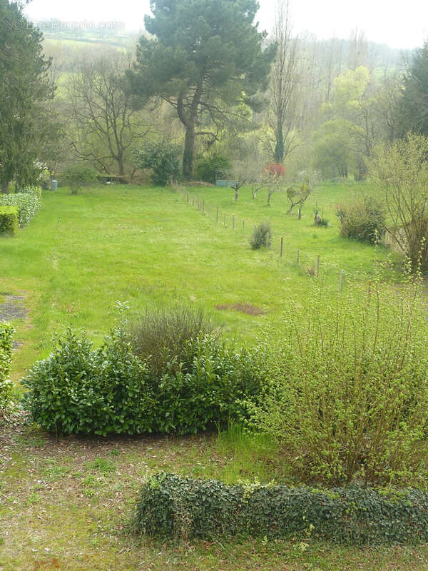 Maison à MONTMORILLON