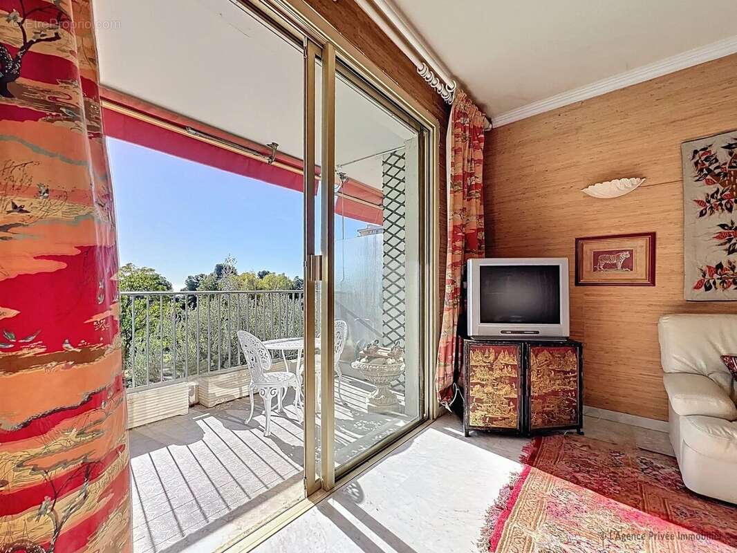 Appartement à CAGNES-SUR-MER