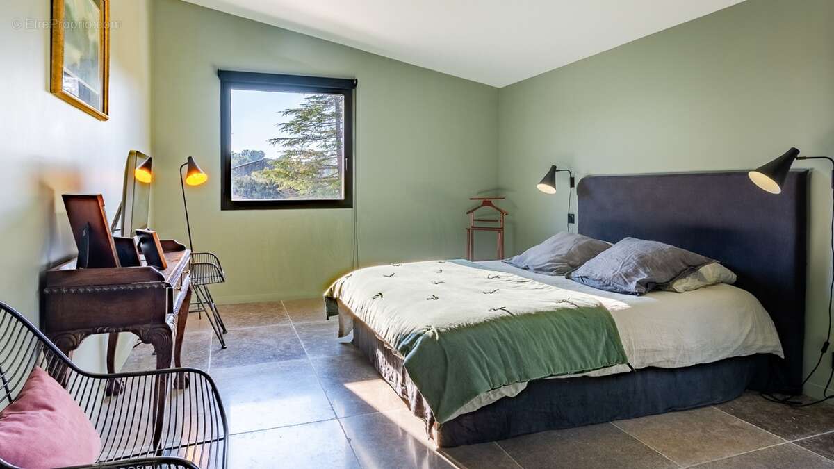 Saint-Marc-Jaumegarde — 342 m² habitables, dont 265 m² de plain-pied, à 7,8 km du Cours Mirabeau - photo 10