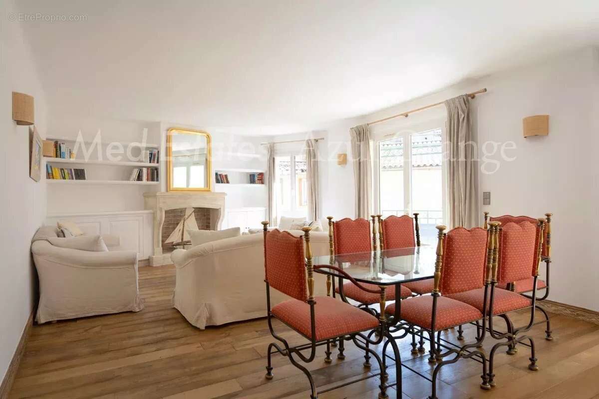 Appartement à SAINT-TROPEZ