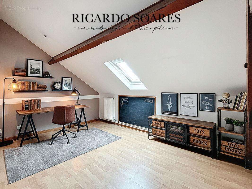 Maison à MONTATAIRE