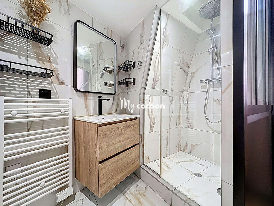 Appartement à LYON-5E