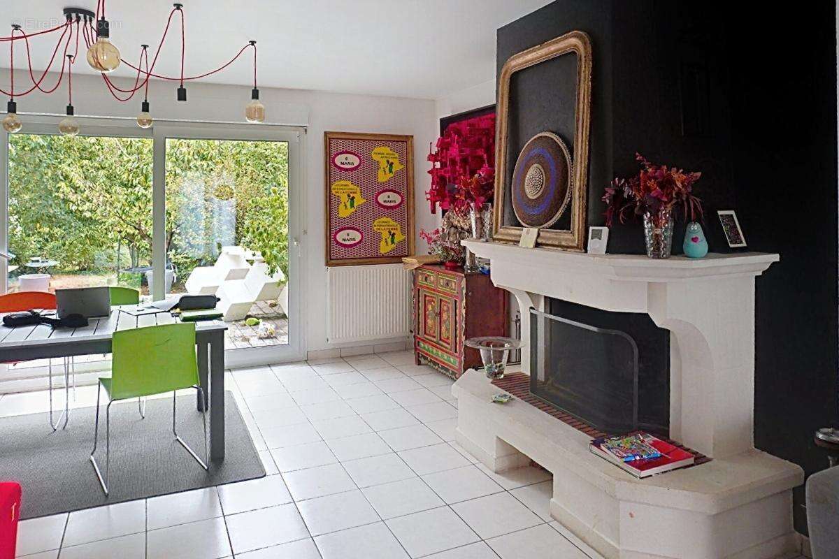 MAISON - 133 m² - Pontoise - 6 pièces, 4 chambres, garage double - SECTEUR RECHERCHE - - photo 5