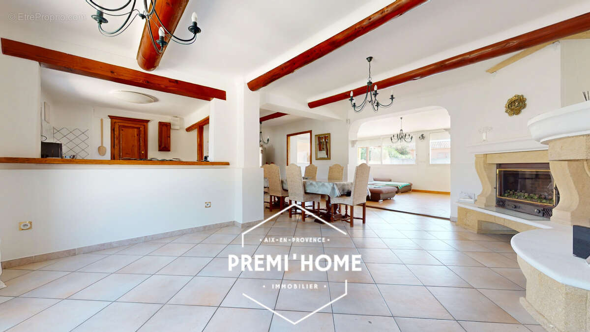 Maison 4 chambres a vendre a gardanne avec piscine - photo 6