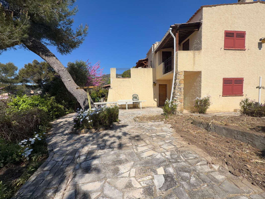 Maison à CANTARON