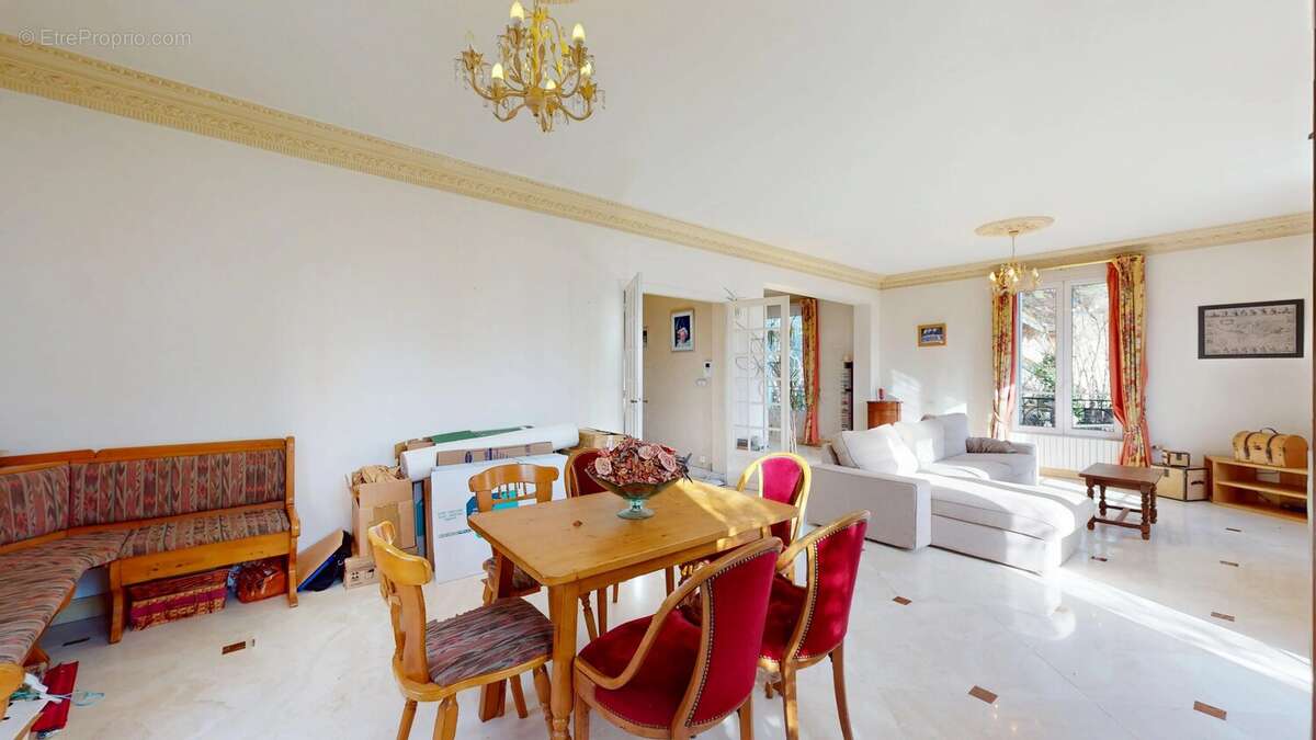 Maison à NEUILLY-PLAISANCE