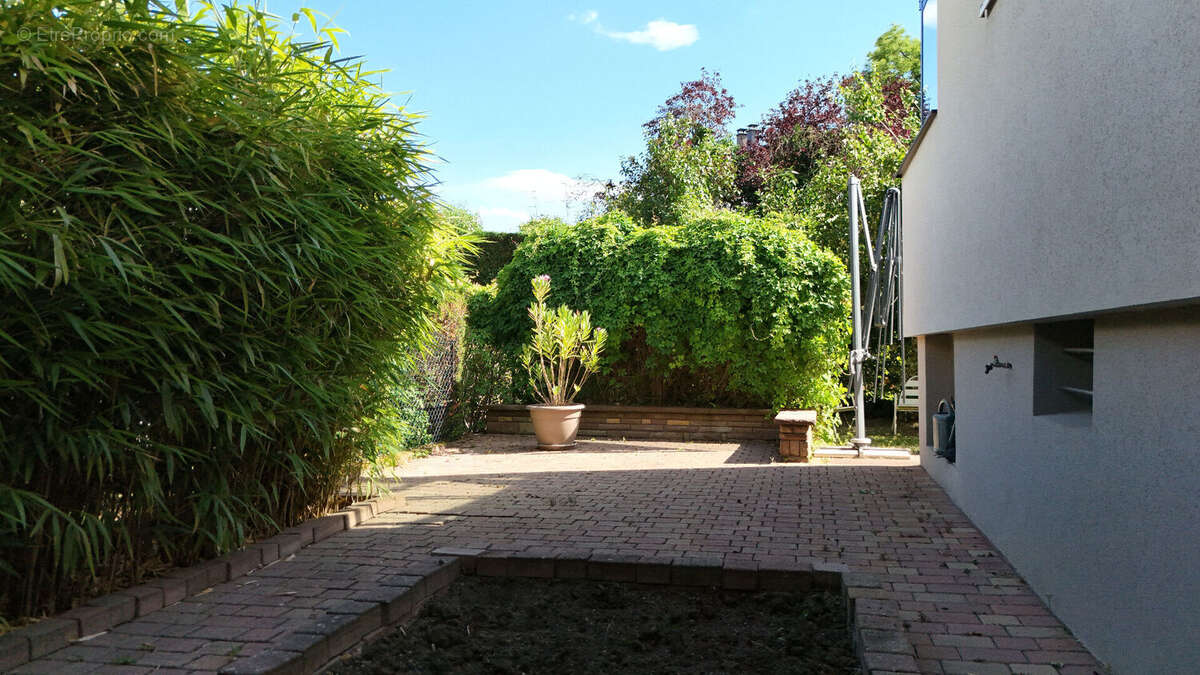 À Vendre : Maison Cosy Au Coeur d'Eckbolsheim - photo 4