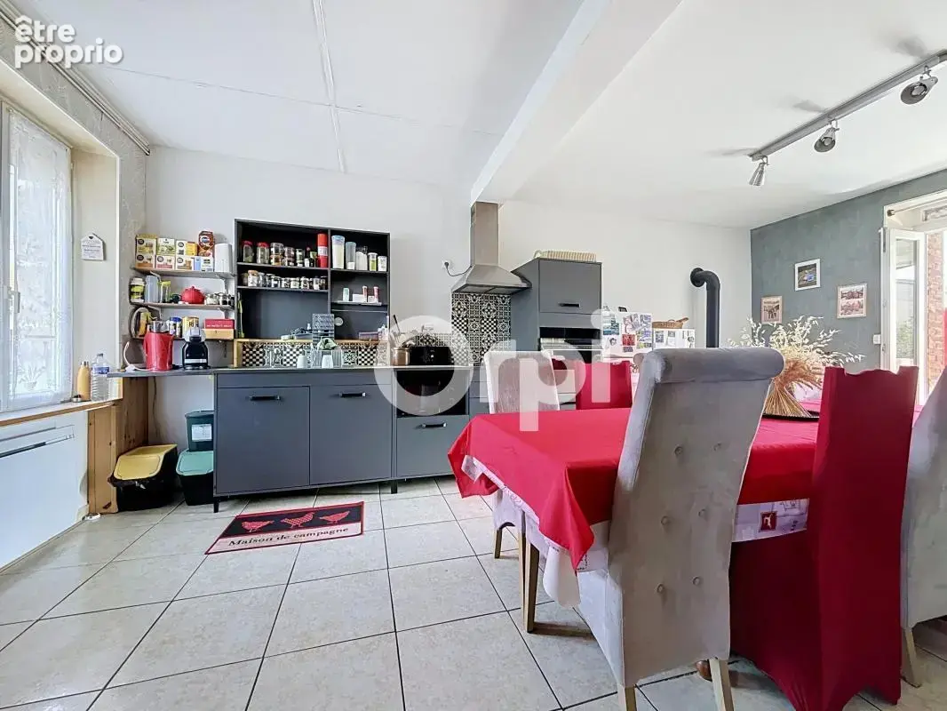 Exclusivité ORPI COMBRAILLES, référence 4157 - photo 3