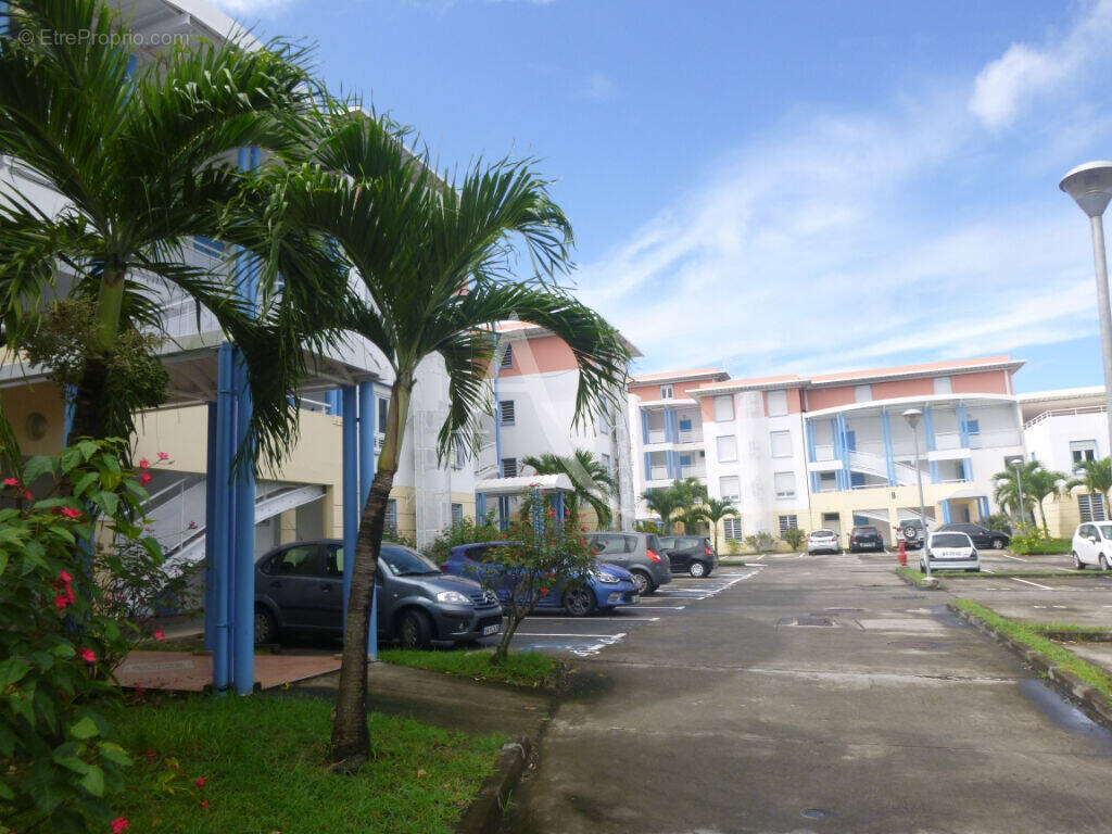 Appartement à SAINTE-LUCE