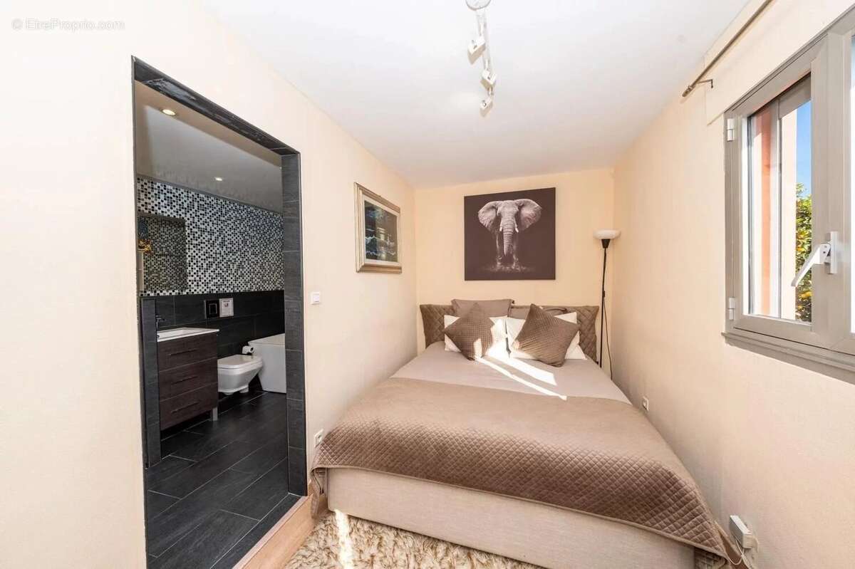 Appartement à CAP-D'AIL